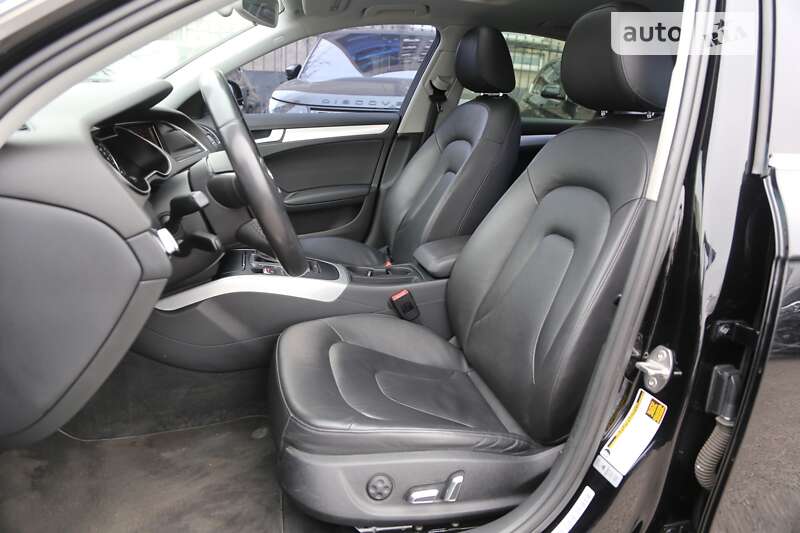 Седан Audi A4 2014 в Киеве