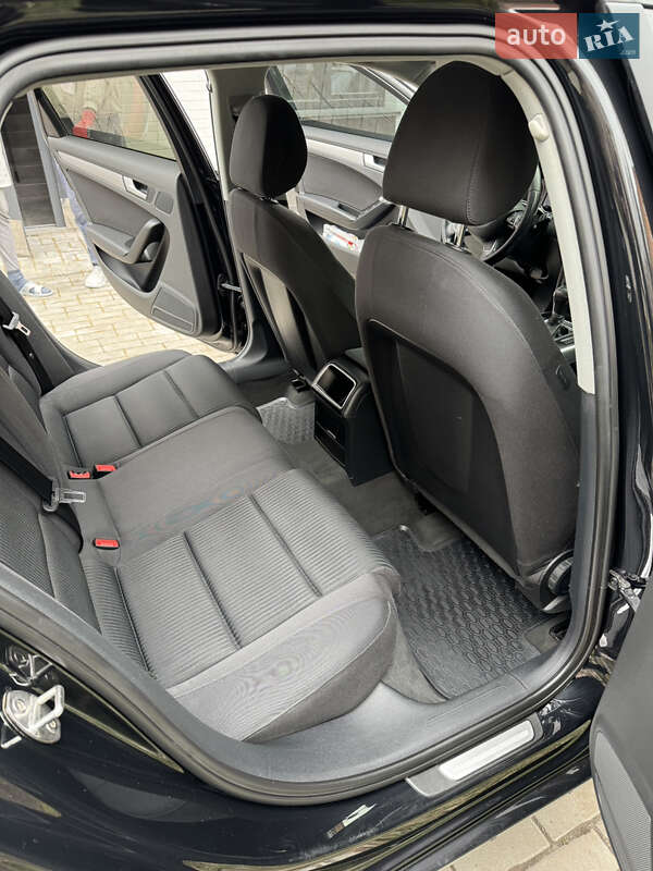 Універсал Audi A4 2013 в Рівному