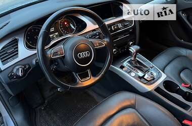 Седан Audi A4 2015 в Киеве