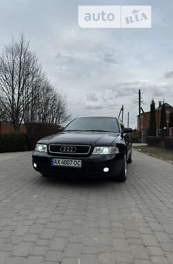 Седан Audi A4 2000 в Харкові