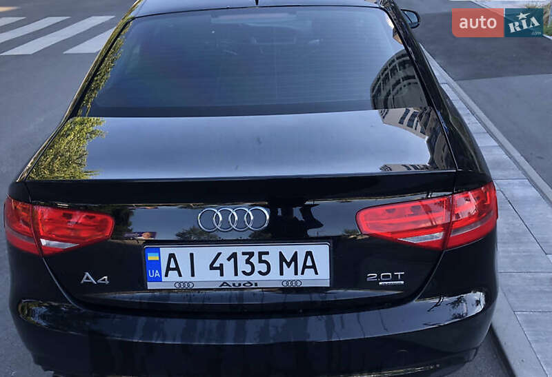 Седан Audi A4 2013 в Ивано-Франковске