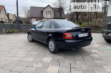 Седан Audi A4 1999 в Луцке