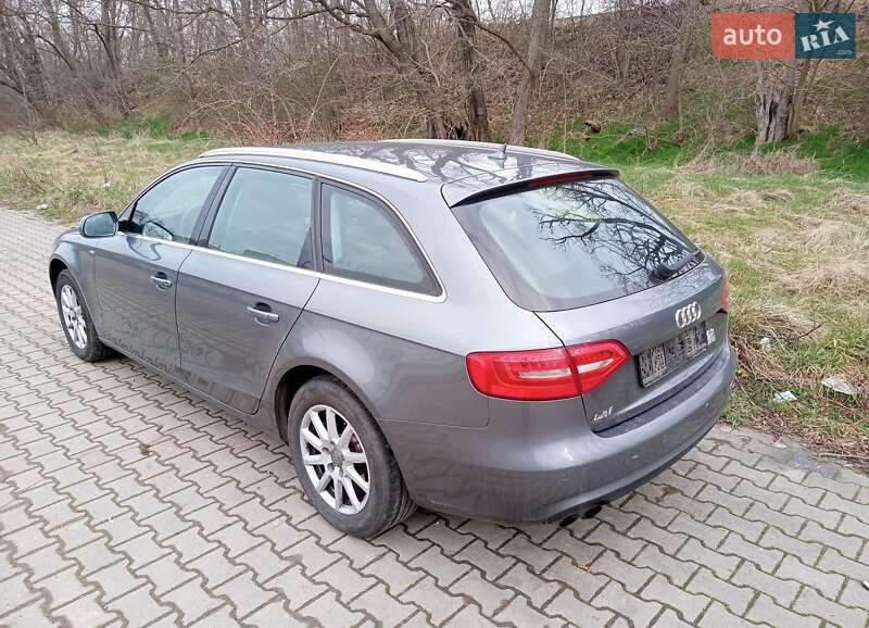 Универсал Audi A4 2012 в Львове