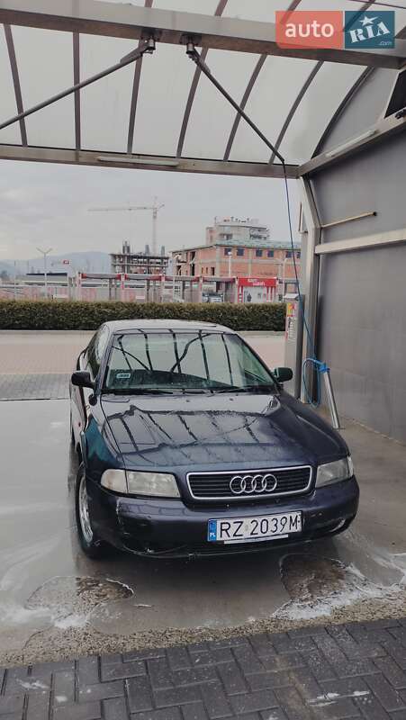Седан Audi A4 1995 в Хусте фото 5 Седан Audi A4 1995 в Хусте