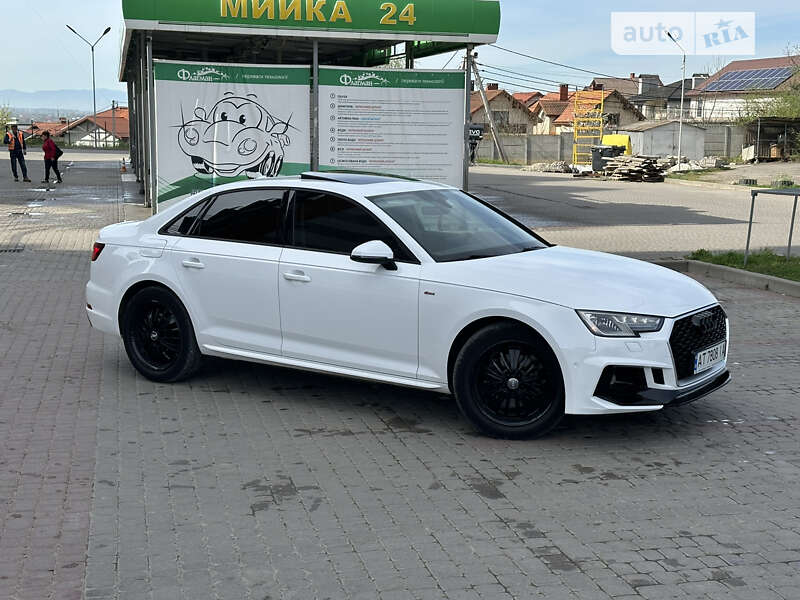 Седан Audi A4 2017 в Івано-Франківську