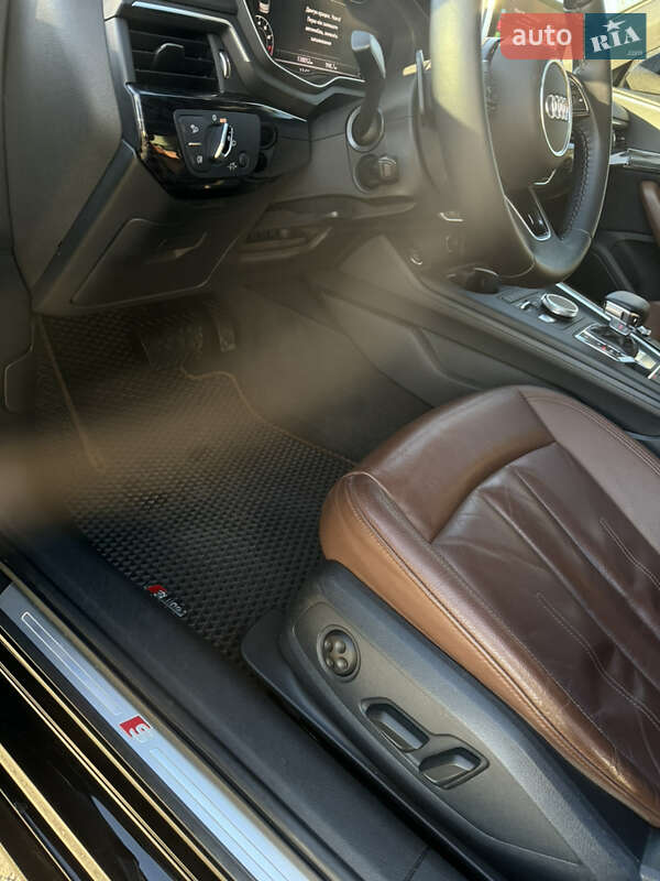Седан Audi A4 2016 в Києві
