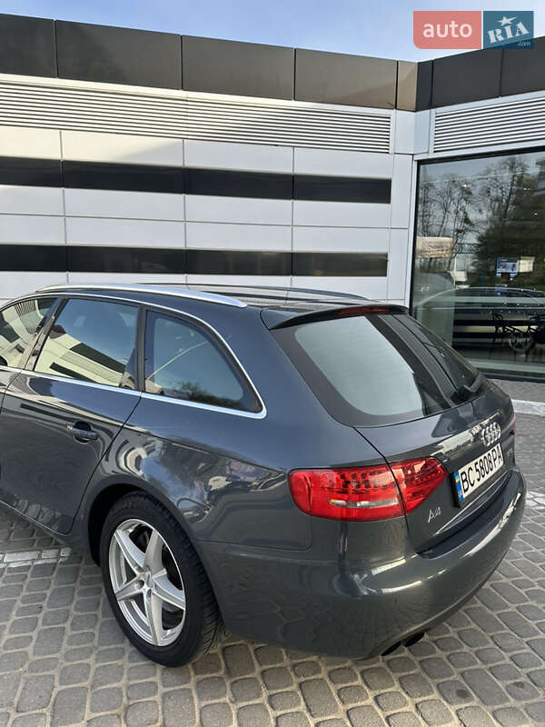 Универсал Audi A4 2010 в Львове