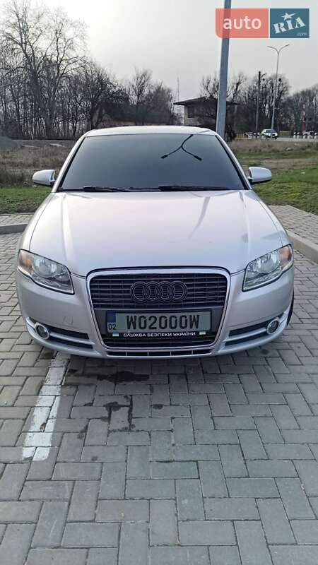 Седан Audi A4 2006 в Гайсине