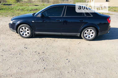 Седан Audi A4 2001 в Полонному