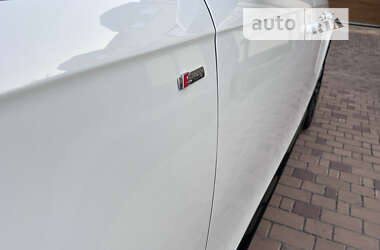 Седан Audi A4 2014 в 