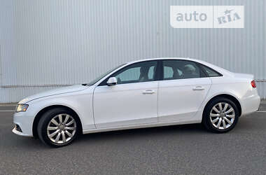 Седан Audi A4 2011 в Луцьку