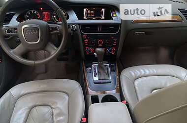 Седан Audi A4 2011 в Луцьку