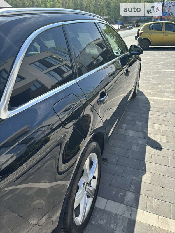 Универсал Audi A4 2019 в Ужгороде