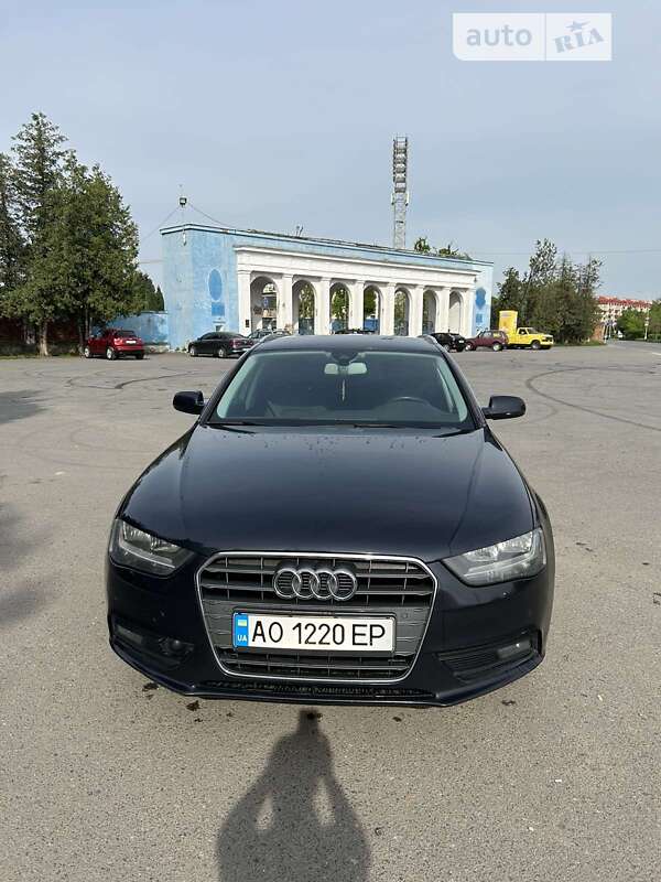 Універсал Audi A4 2014 в Ужгороді