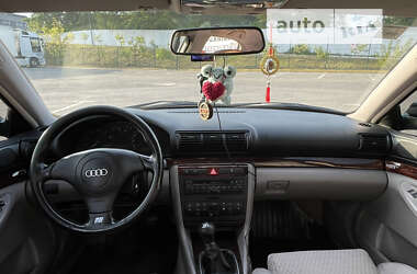Седан Audi A4 2000 в Ужгороде