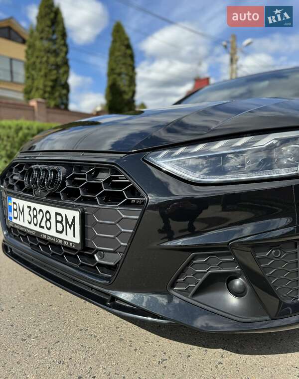 Седан Audi A4 2022 в Києві