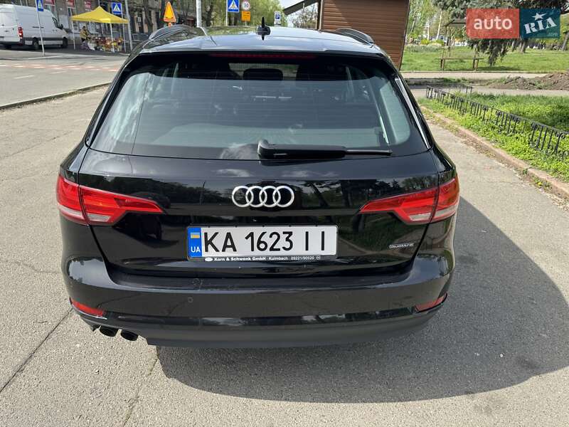 Универсал Audi A4 2018 в Киеве
