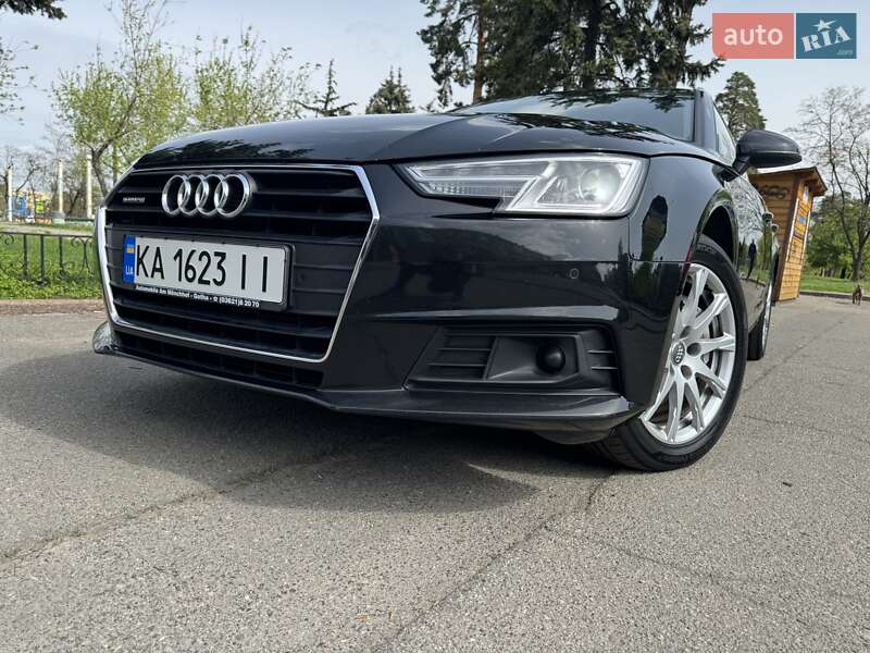Универсал Audi A4 2018 в Киеве
