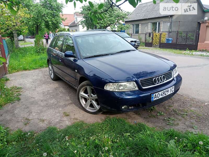 Универсал Audi A4 2001 в Ужгороде