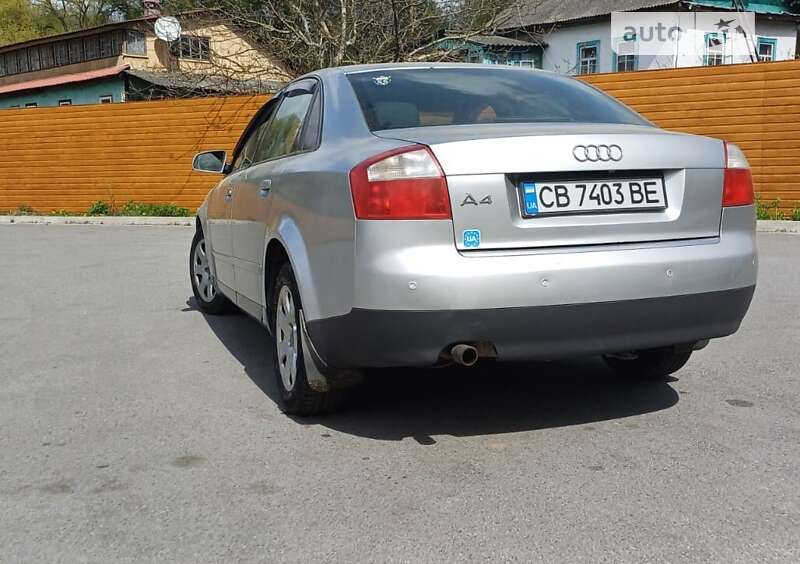 Седан Audi A4 2001 в Чернигове