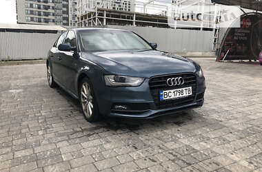Седан Audi A4 2014 в 