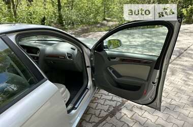 Седан Audi A4 2010 в Хмельницком