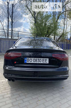 Седан Audi A4 2014 в Тернополе