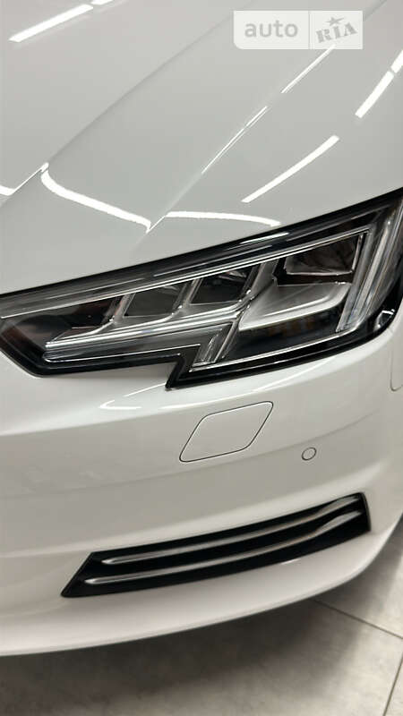 Універсал Audi A4 2017 в Тернополі