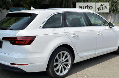 Универсал Audi A4 2017 в Тернополе