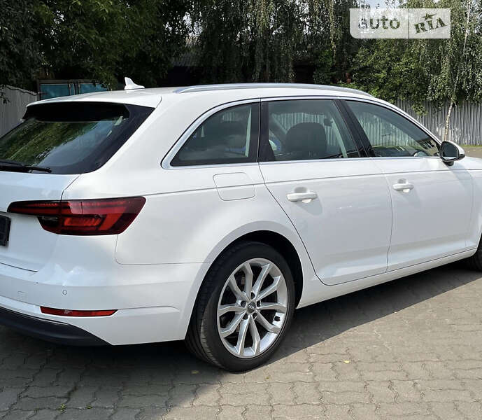Універсал Audi A4 2017 в Тернополі