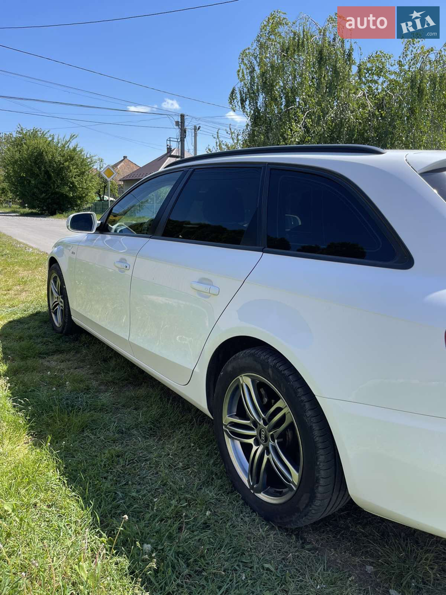 2011 Audi A4 - мініатюра 9