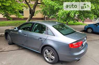 Седан Audi A4 2013 в Одесі