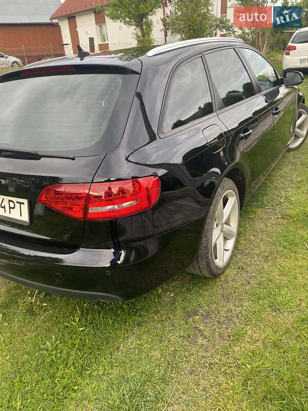 Универсал Audi A4 2011 в Стрые