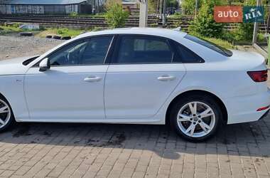 Седан Audi A4 2018 в 