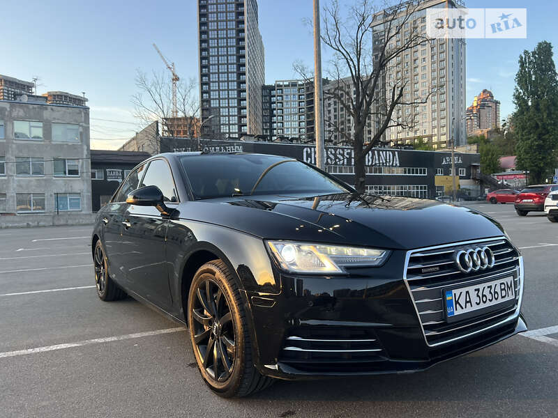 Седан Audi A4 2016 в Киеве