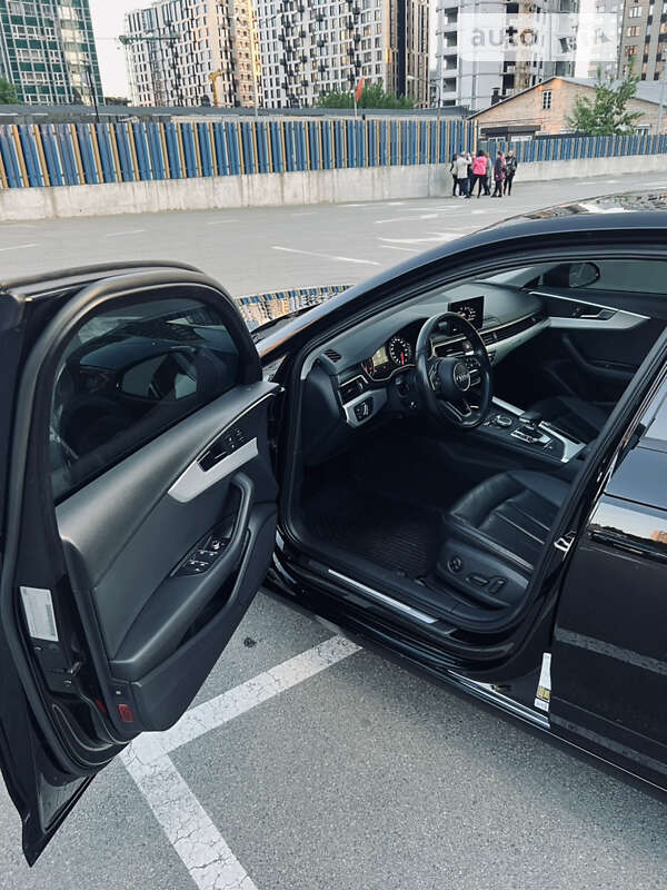 Седан Audi A4 2016 в Киеве