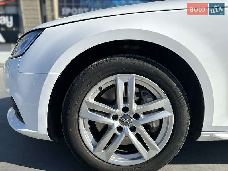 Седан Audi A4 2018 в Львове фото 30 Седан Audi A4 2018 в Львове