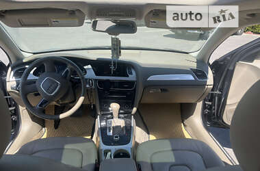 Универсал Audi A4 2011 в Стрые