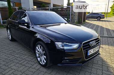 Седан Audi A4 2013 в Стрию