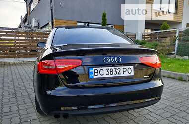 Седан Audi A4 2013 в Стрию