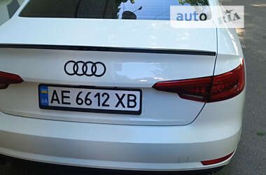 Седан Audi A4 2016 в Дніпрі