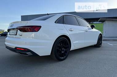 Седан Audi A4 2021 в Киеве