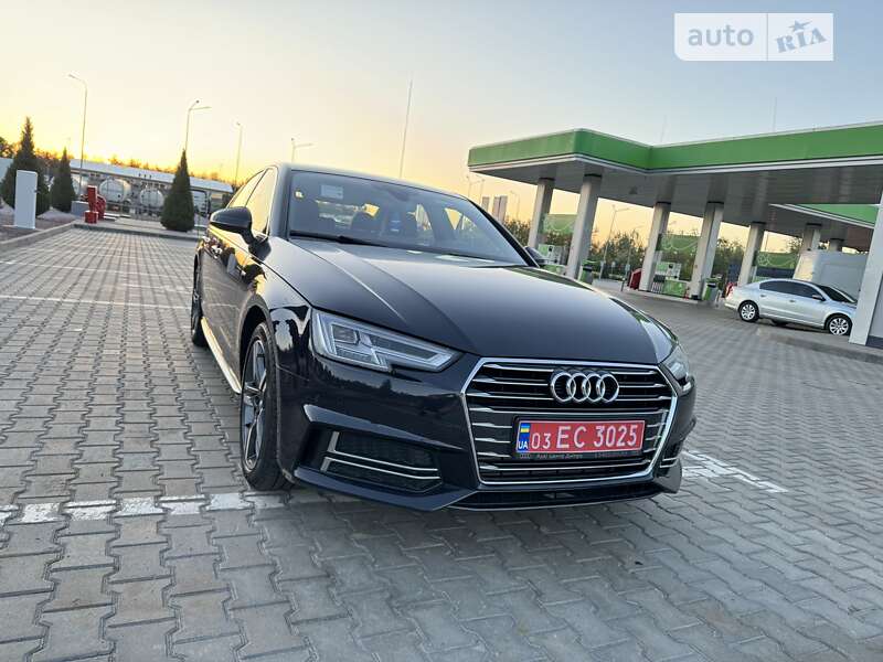 Седан Audi A4 2018 в Дніпрі