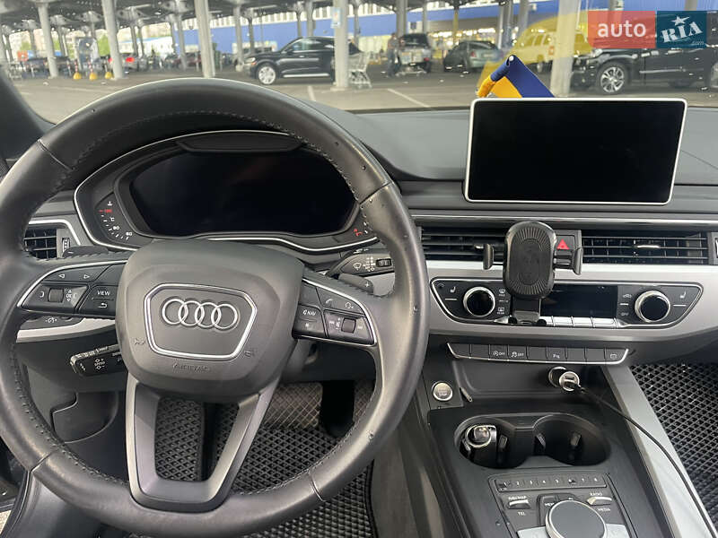 Универсал Audi A4 2018 в Киеве