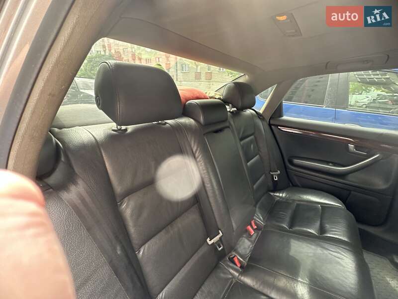 Седан Audi A4 2005 в Львове