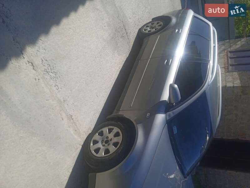 Универсал Audi A4 2002 в Хусте