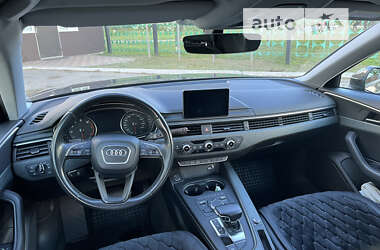 Седан Audi A4 2017 в Чутове