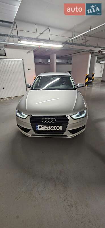 Универсал Audi A4 2013 в Сваляве