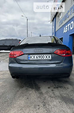 Седан Audi A4 2010 в Харькове