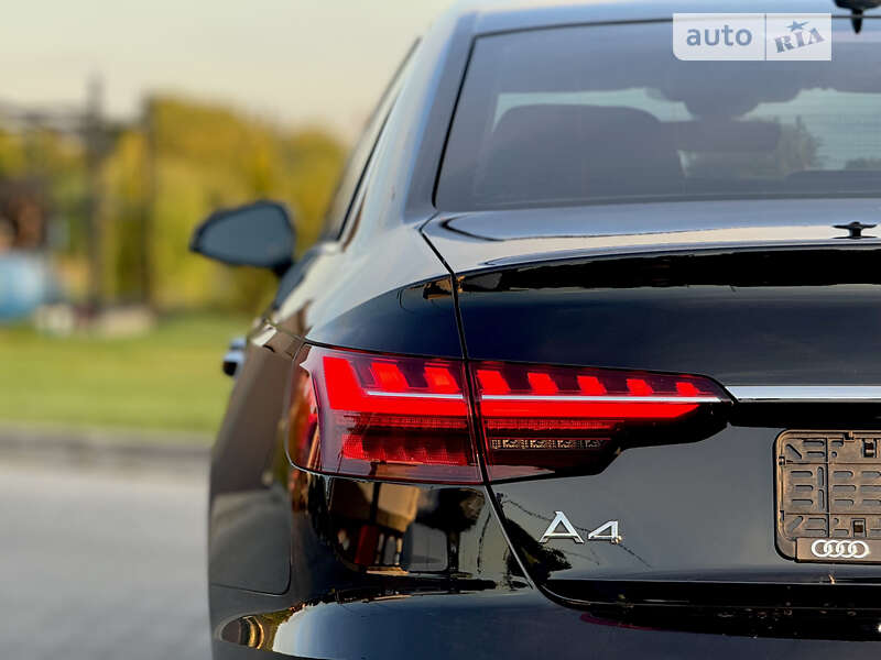 Седан Audi A4 2021 в Луцьку